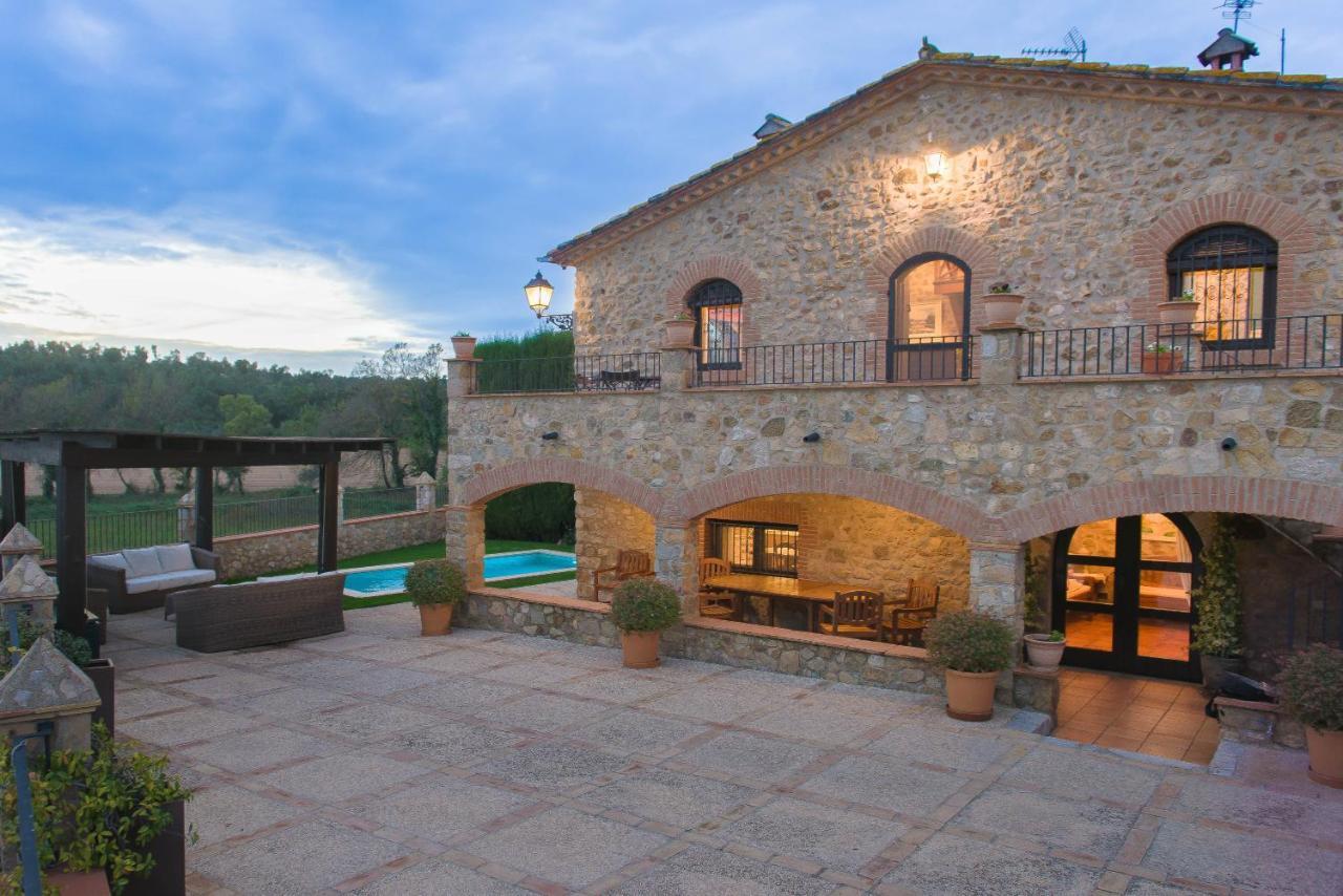 Cal Bisbe, Your Rural Holiday Home Capmany Exterior foto