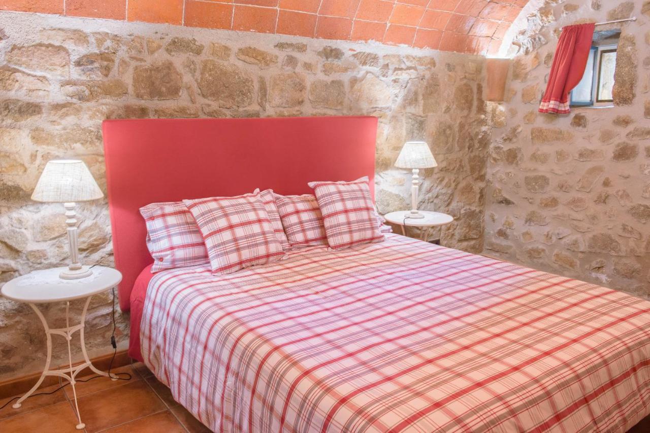 Cal Bisbe, Your Rural Holiday Home Capmany Exterior foto